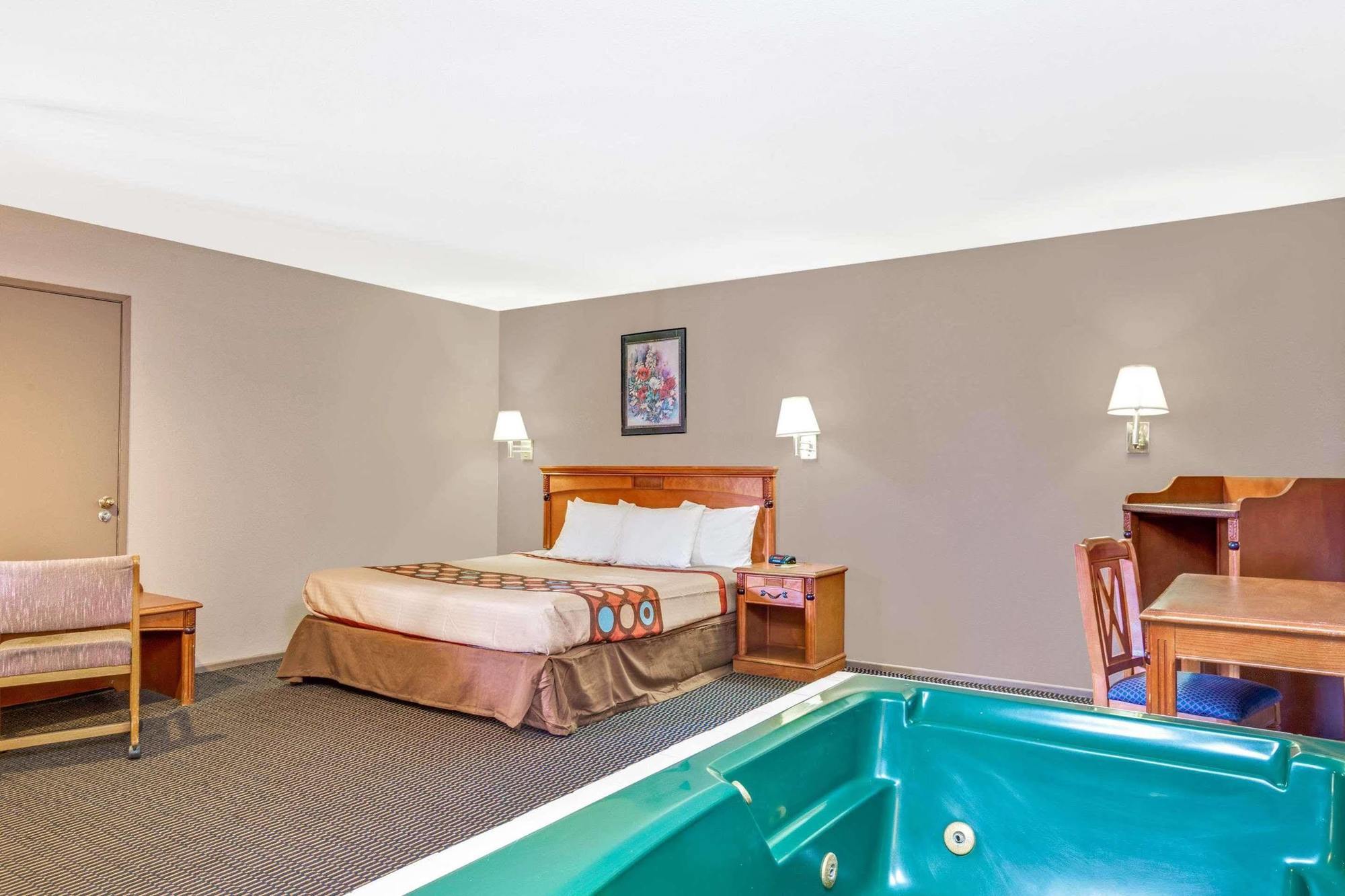 Super 8 By Wyndham Upland Ontario Ca Hotel Buitenkant foto